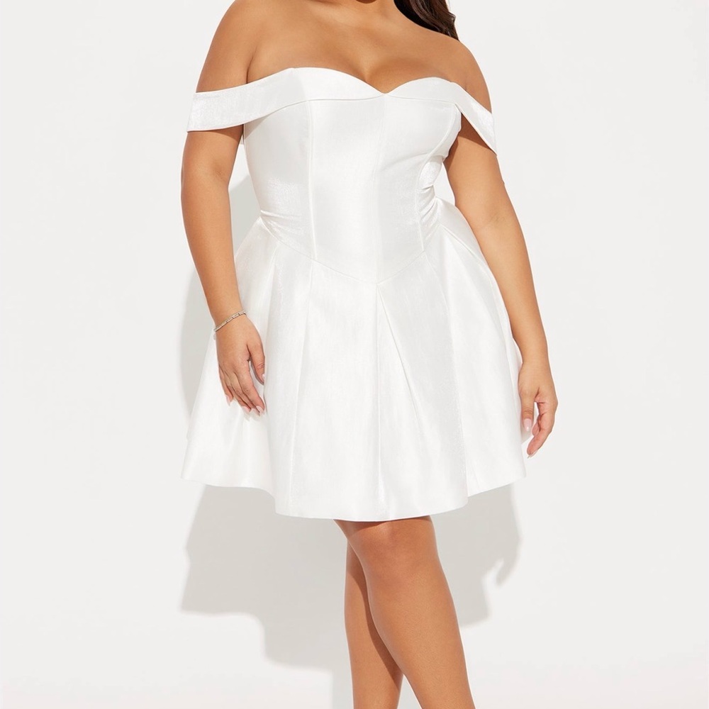 Fashion Nova White Strapless Sweetheart A-Line Dress